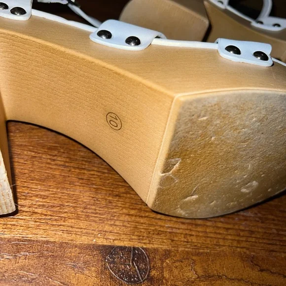 Steve Madden Gladiator White Strap Tan Platform Clog Heel Sandals Size 10 - Picture 14 of 14